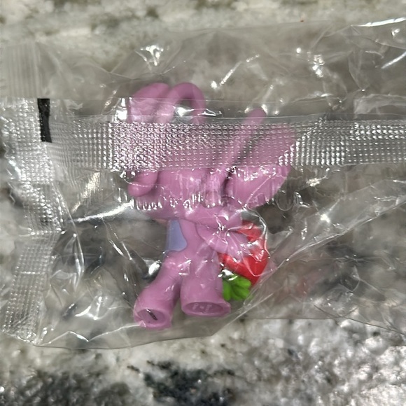 BNIP Stitch Feed Me Mini Figures Series 2 - Stitch Eating Taco & Angel Lot - Picture 3 of 7